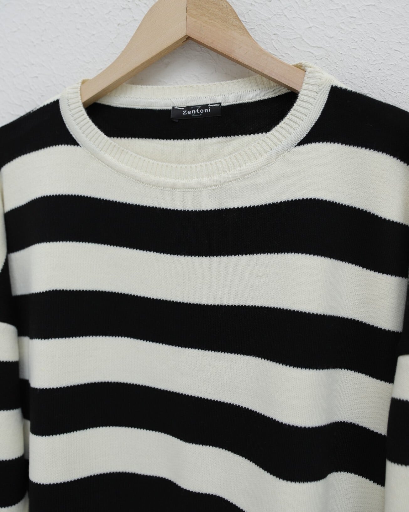 Black and White Striped Two-Piece Knit Tunic and Trousers Set - Podyumplus - by Peralane - photo 4