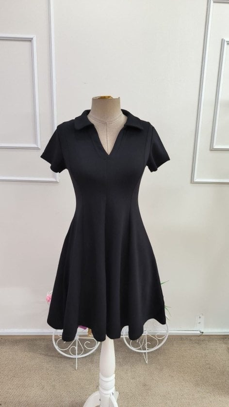 Women's Short-Sleeved V-Neck Modal Dress with Flared Skirt - Janes - by Peralane - photo 4