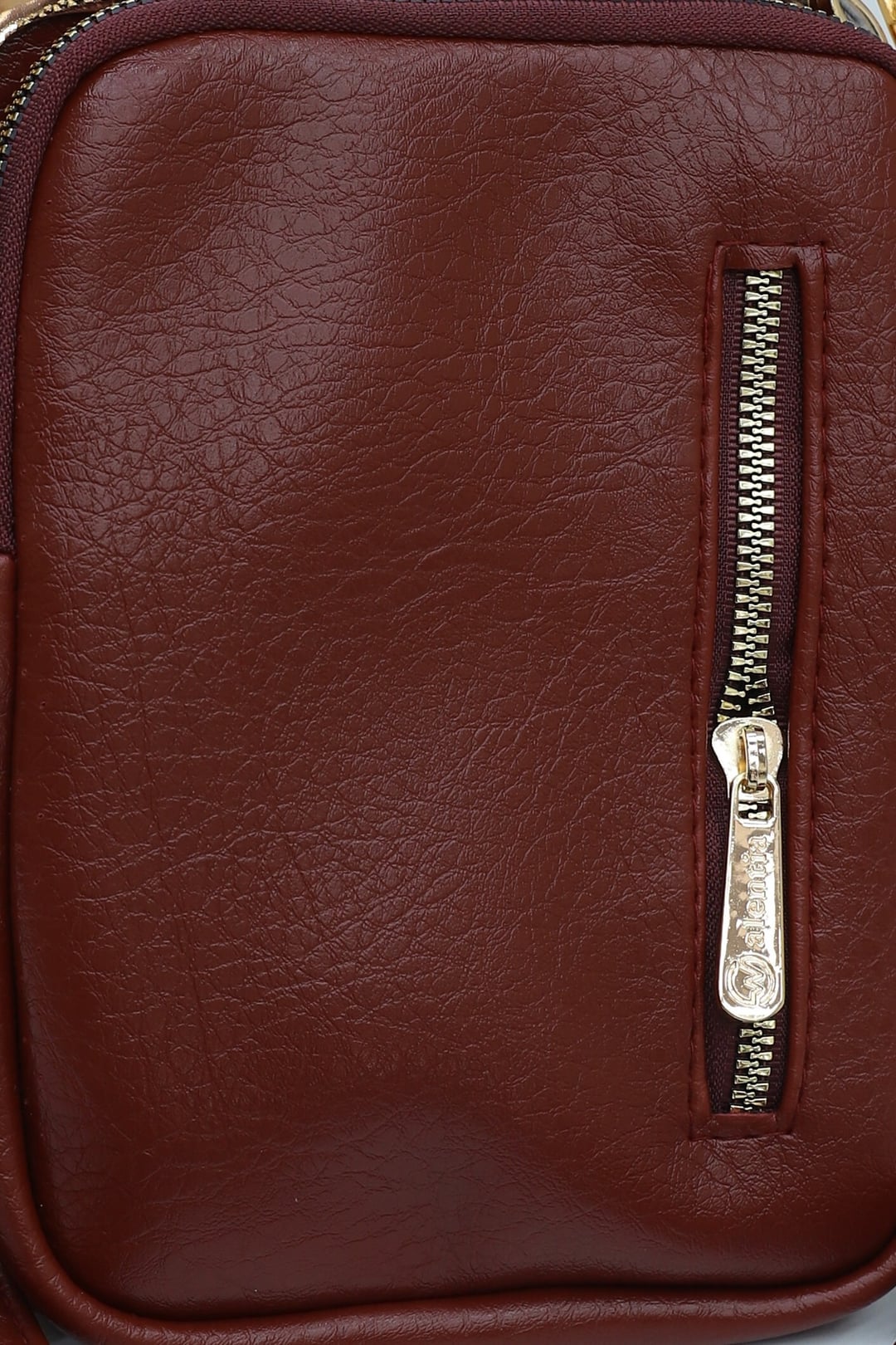 Burgundy Crossbody Bag with Kiss-Lock Clasp and Adjustable Strap - Podyumplus - by Peralane - photo 4