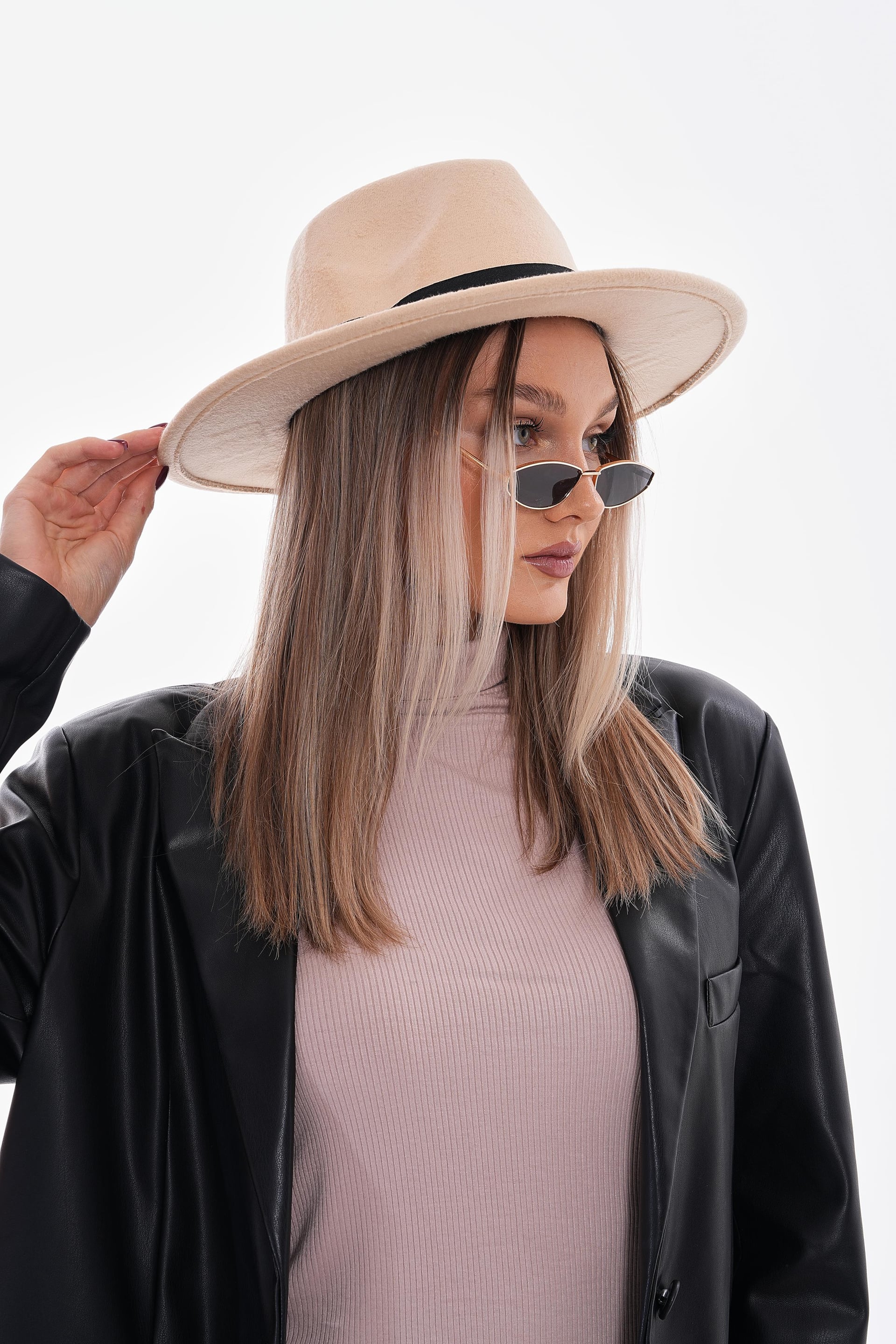 Black & Ecru Striped Felt Hat - Nesvay - by Peralane - photo 5