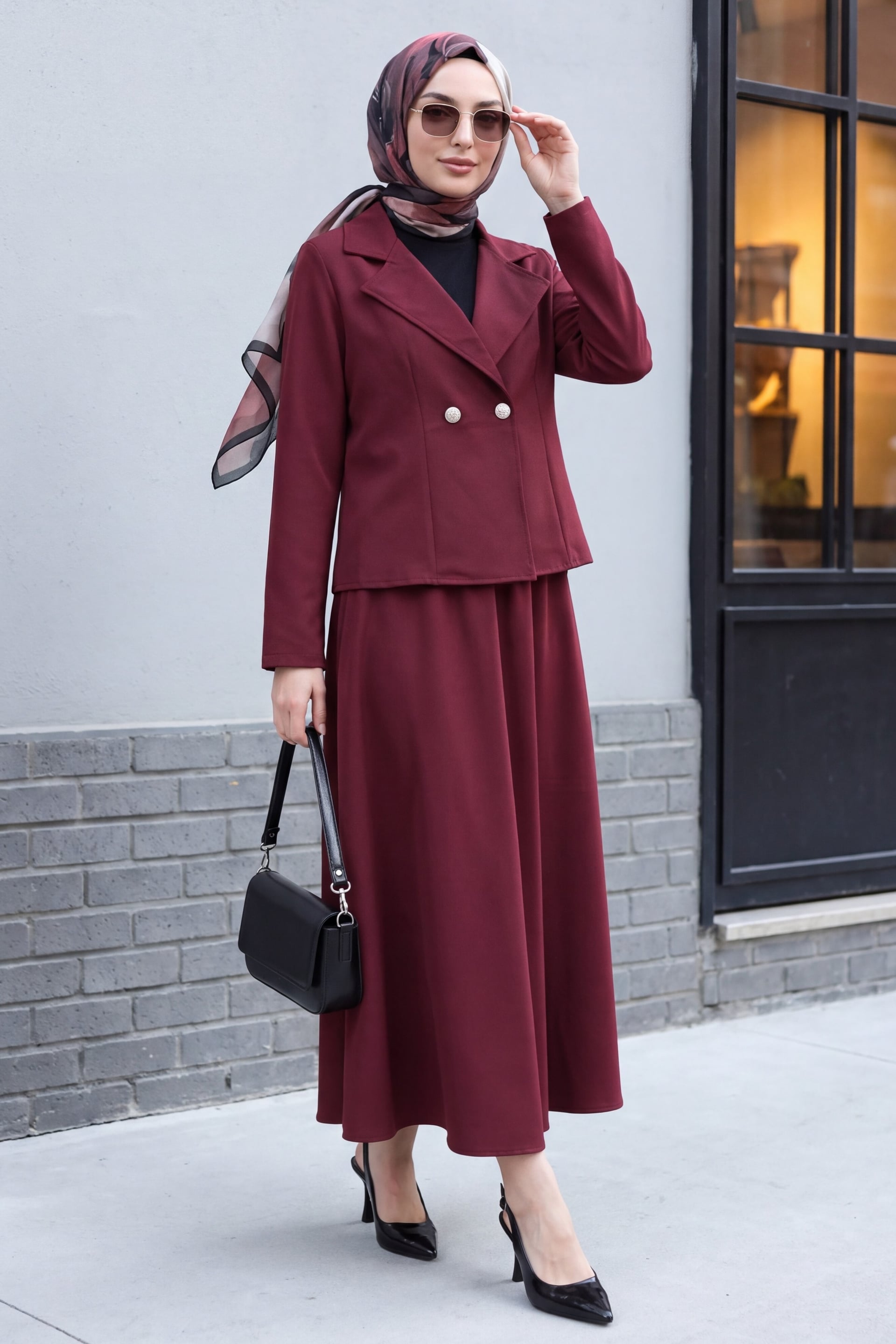 Double Crepe Blazer and Skirt Co-ord Set in Burgundy - Podyumplus - by Peralane - photo 2