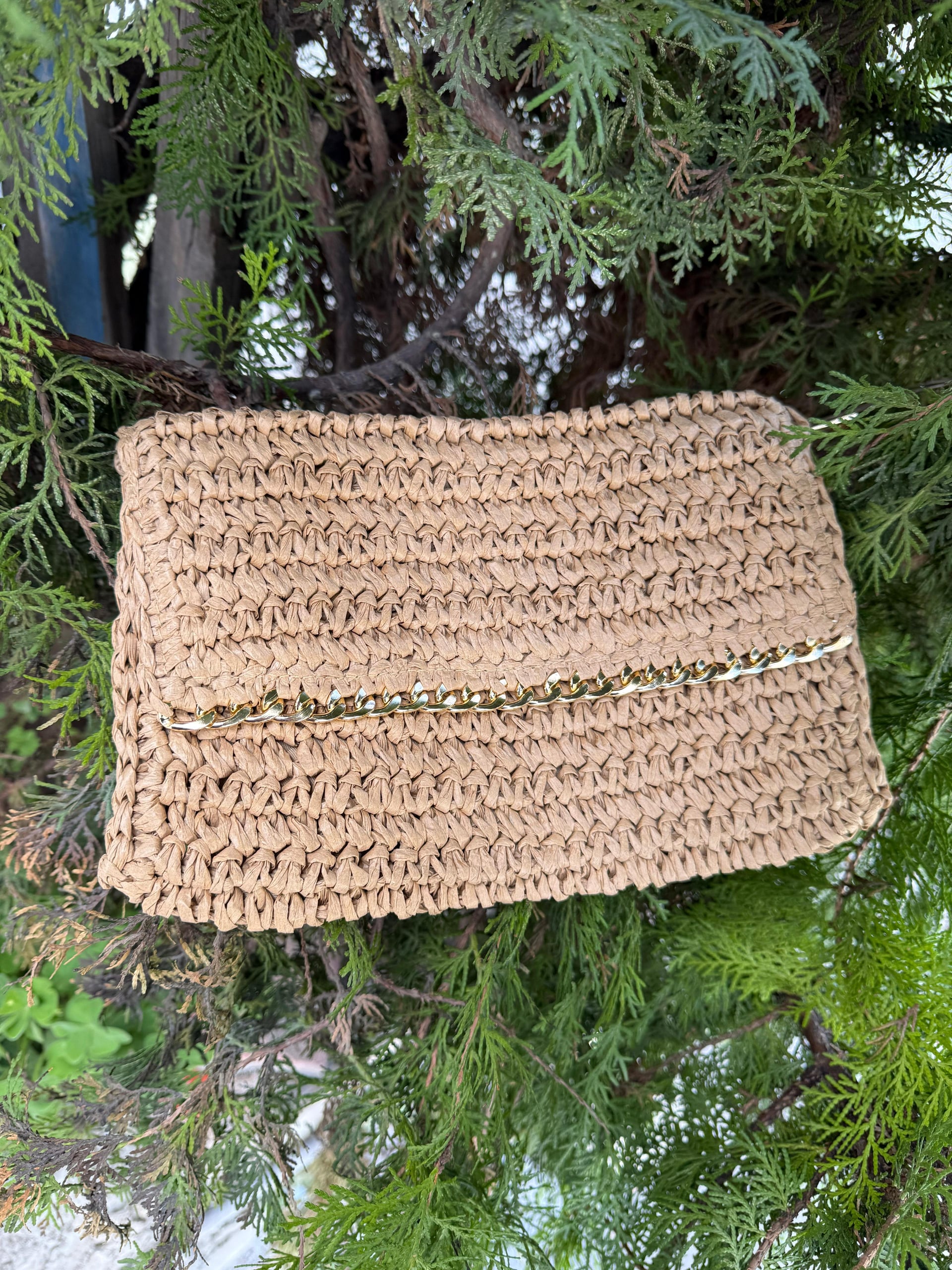 Camel Woven Straw Clutch Bag 27x19x31 cm - Nesvay - by Peralane - photo 4
