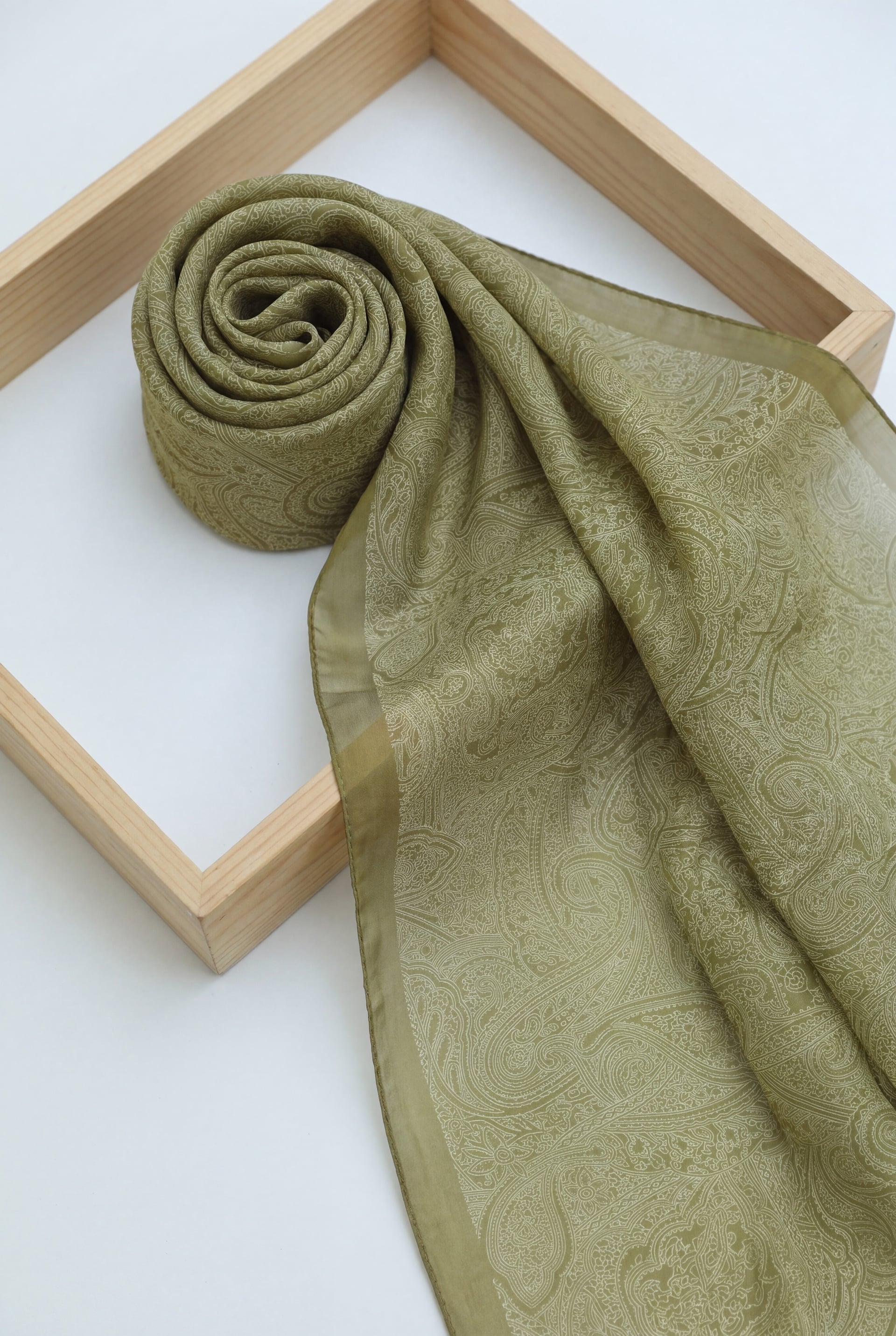 Fine Striped Embroidered Cotton Shawl - Pistachio Green - Podyumplus - by Peralane