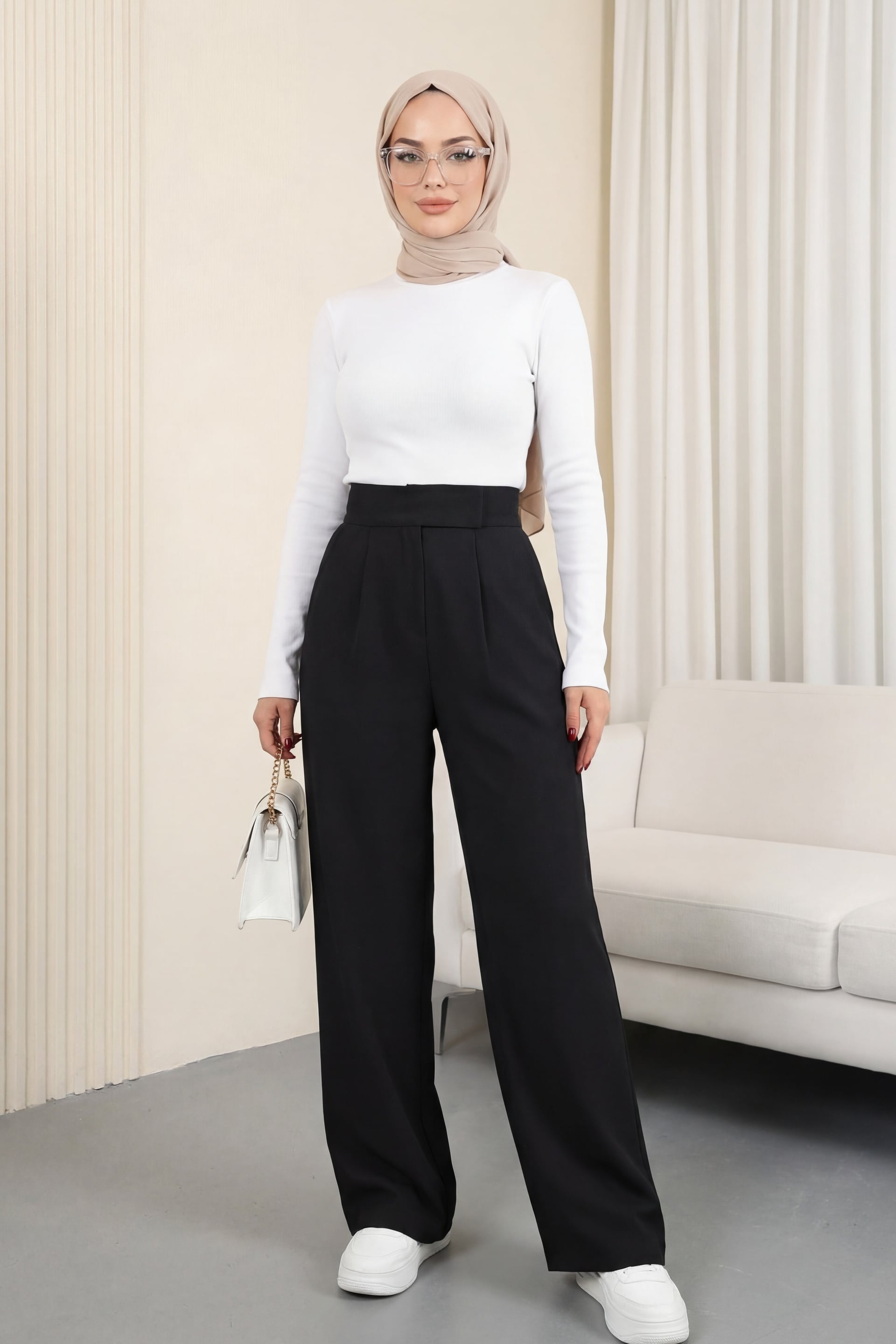 High-Waisted Wide-Leg Trousers with Front Pleats - Black - Podyumplus - by Peralane - photo 6