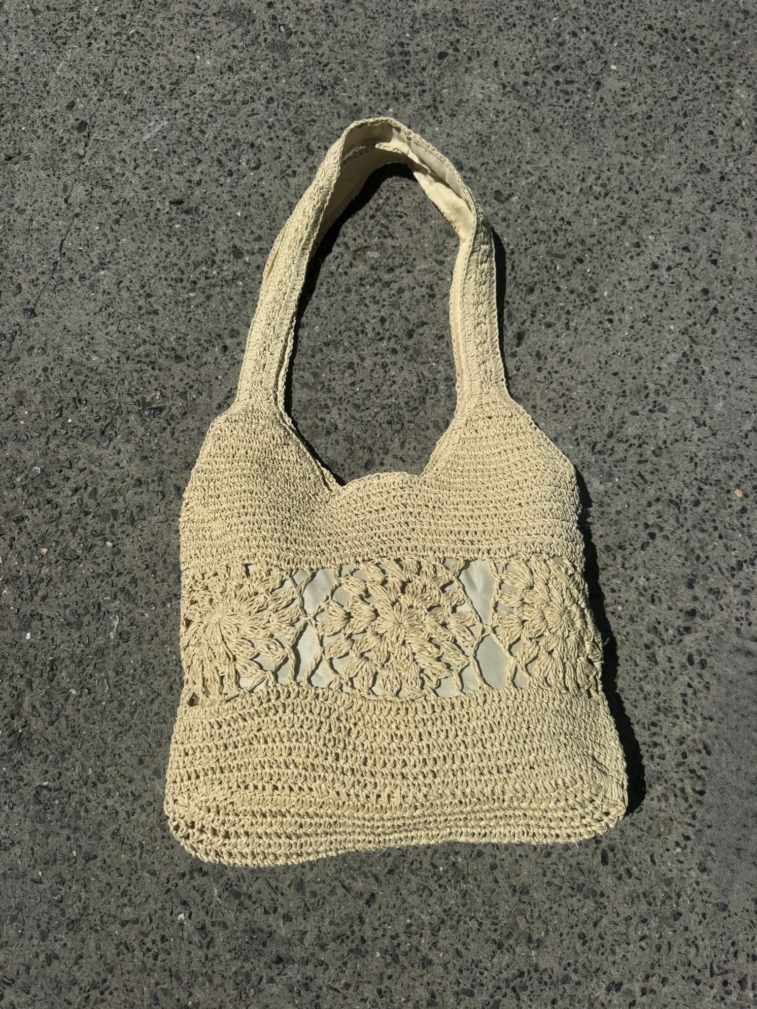 Natural Beige Handwoven Straw Tote Bag with Floral Crochet Panel - Nesvay - by Peralane - photo 2