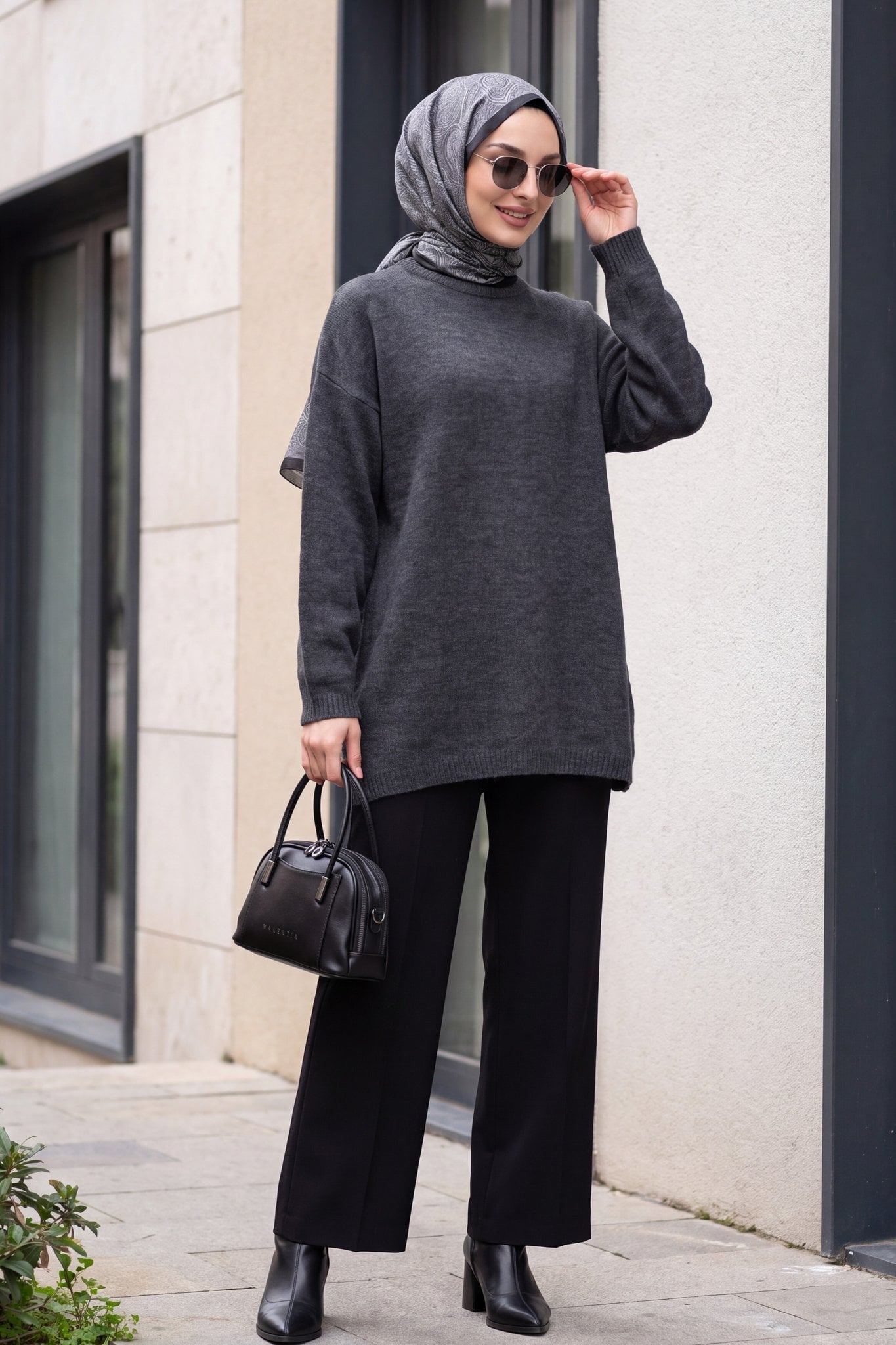 Round Neck Oversized Knit Sweater - Smoky Grey - Podyumplus - by Peralane - photo 3