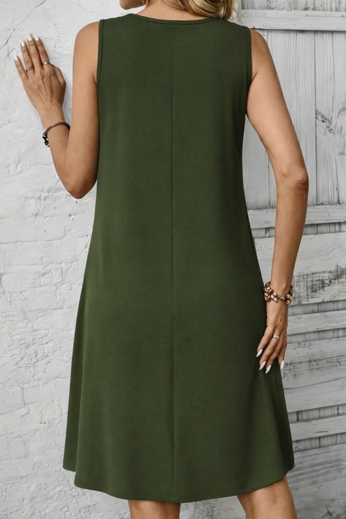 Women's Sleeveless Round Neck Pleated A-Line Dress in Olive Green - Janes - by Peralane - photo 4