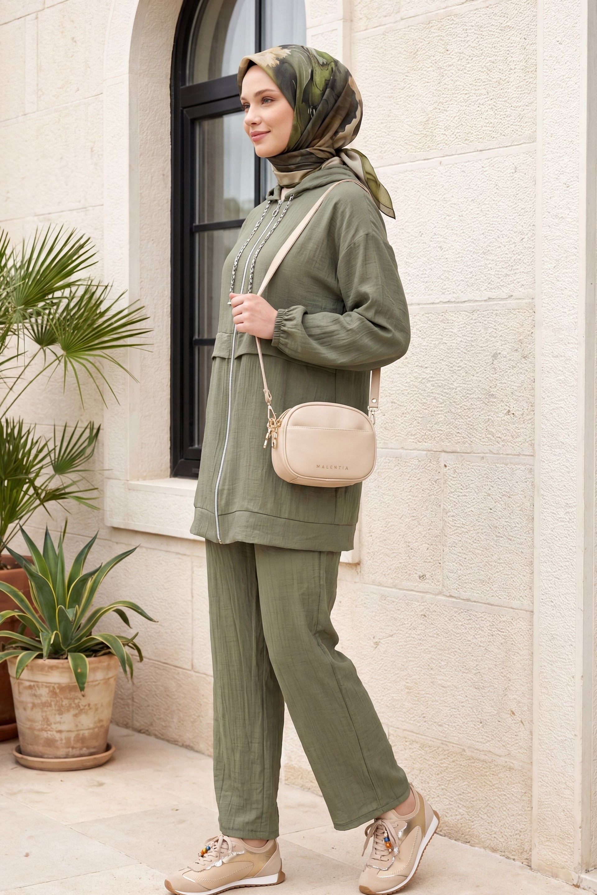 Hooded Zip-Up Trousers Set with Scarf - Olive Green - Podyumplus - by Peralane - photo 4