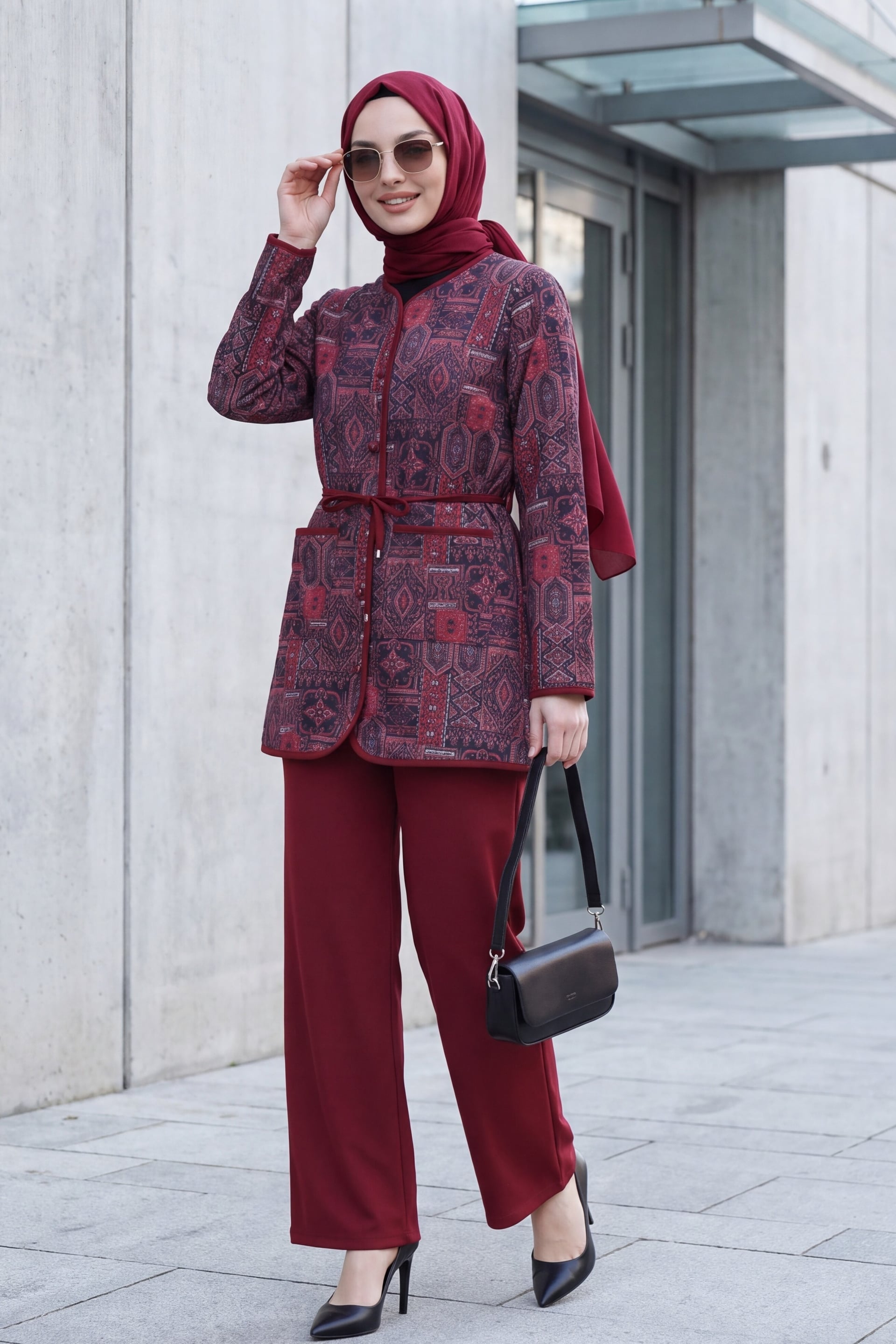 Burgundy Patterned Two-Piece Jacket and Trousers Set with Belt - Podyumplus - by Peralane - photo 2
