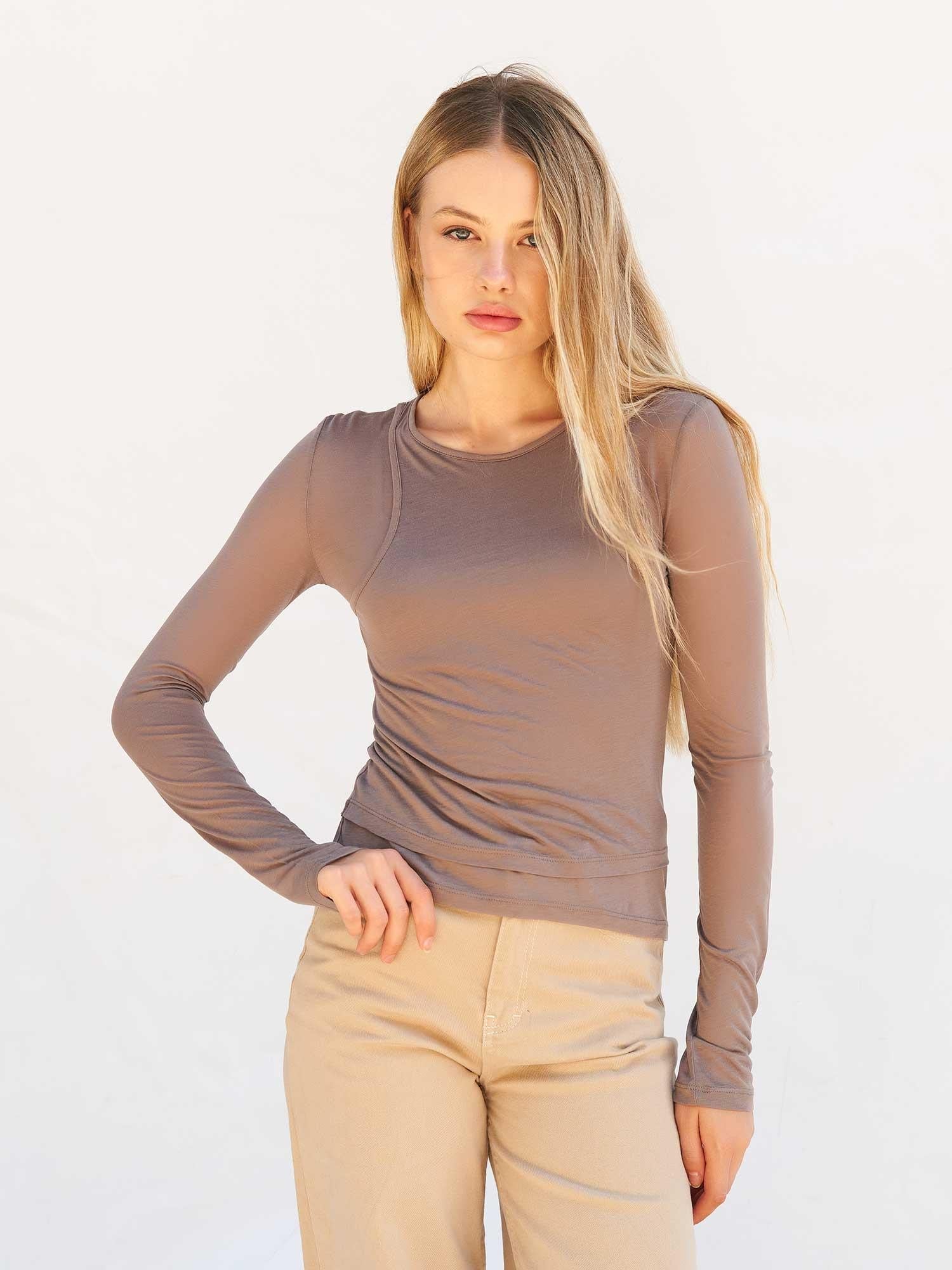 Women's Long-Sleeved Taupe Jersey T-Shirt with Side Ruching - Lefon - by Peralane