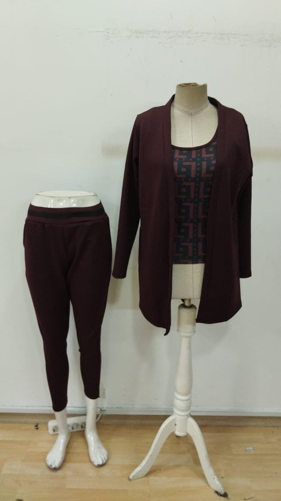 Women's 3-Piece Knit Co-ord Set with Sleeveless Top, Leggings, and Cardigan - Janes - by Peralane - photo 4