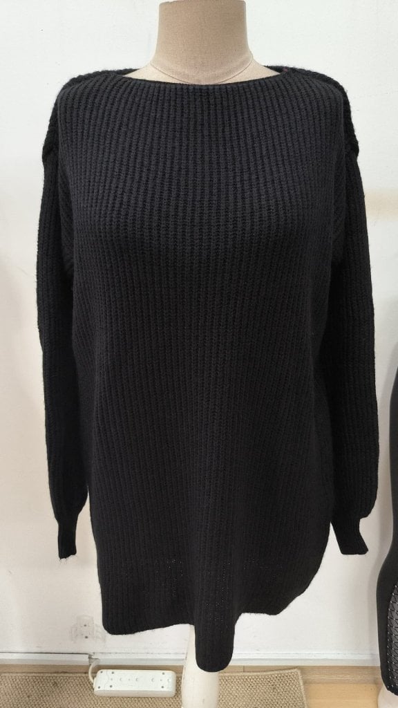 Women's Long-Sleeved Round Neck Short Knit Dress with Belt - Janes - by Peralane - photo 5