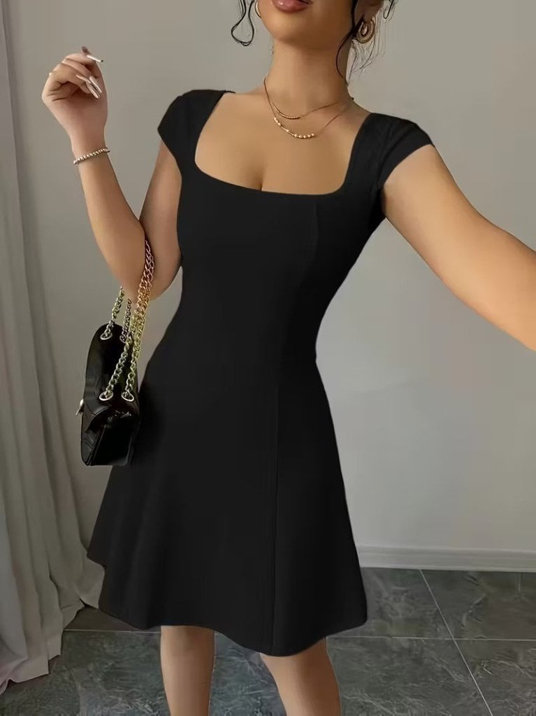 Women's Short-Sleeved Square Neck Short Crepe Dress - Janes - by Peralane - photo 5