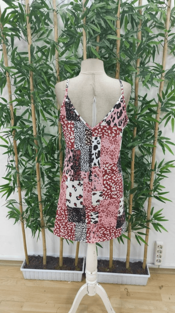 Women's Sleeveless V-Neck Suprem Dress with Animal Print Patchwork - Janes - by Peralane - photo 8