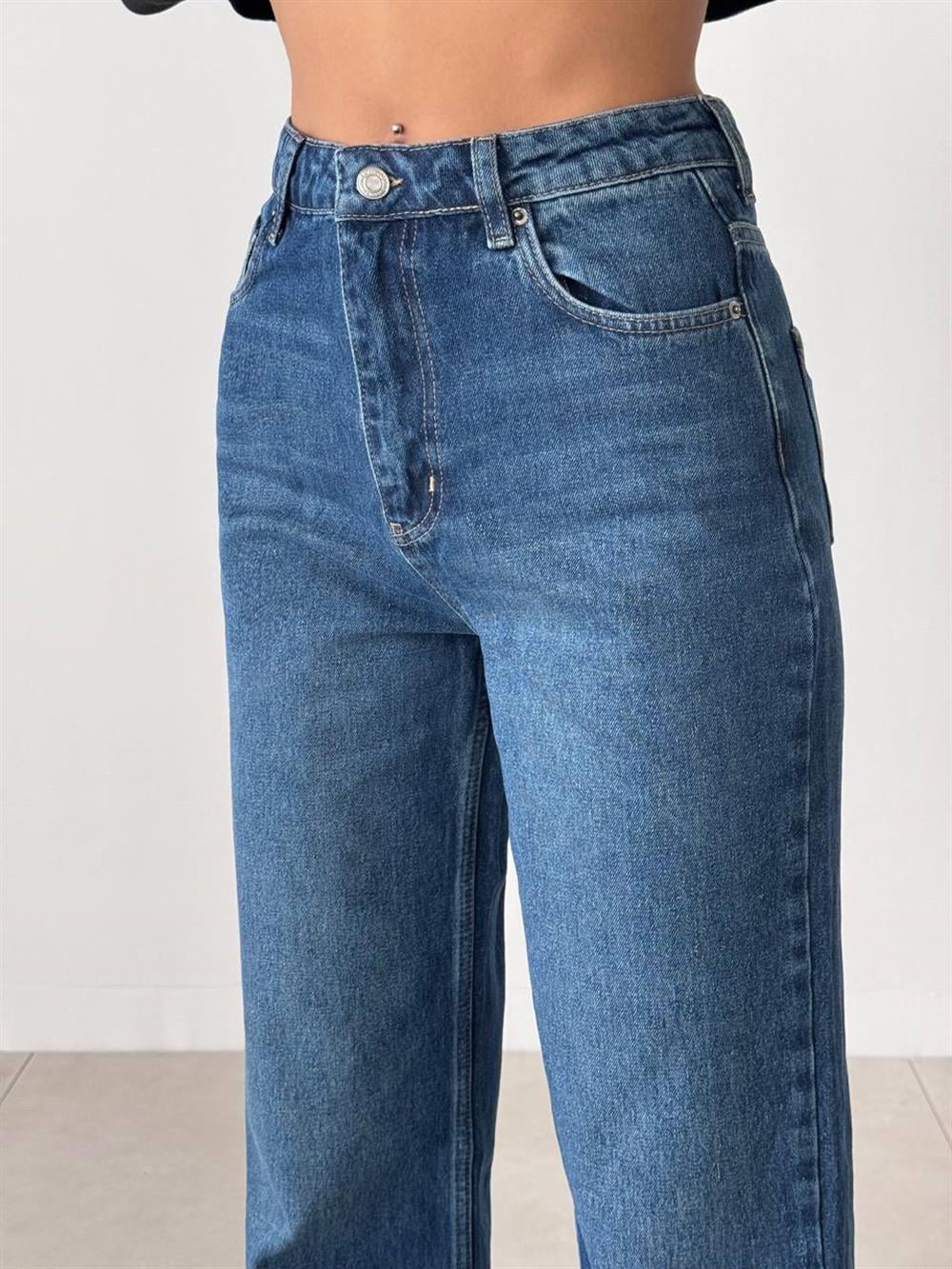 High-Waisted Straight-Leg Dark Blue Denim Jeans - Lacarino Jeans - by Peralane - photo 3