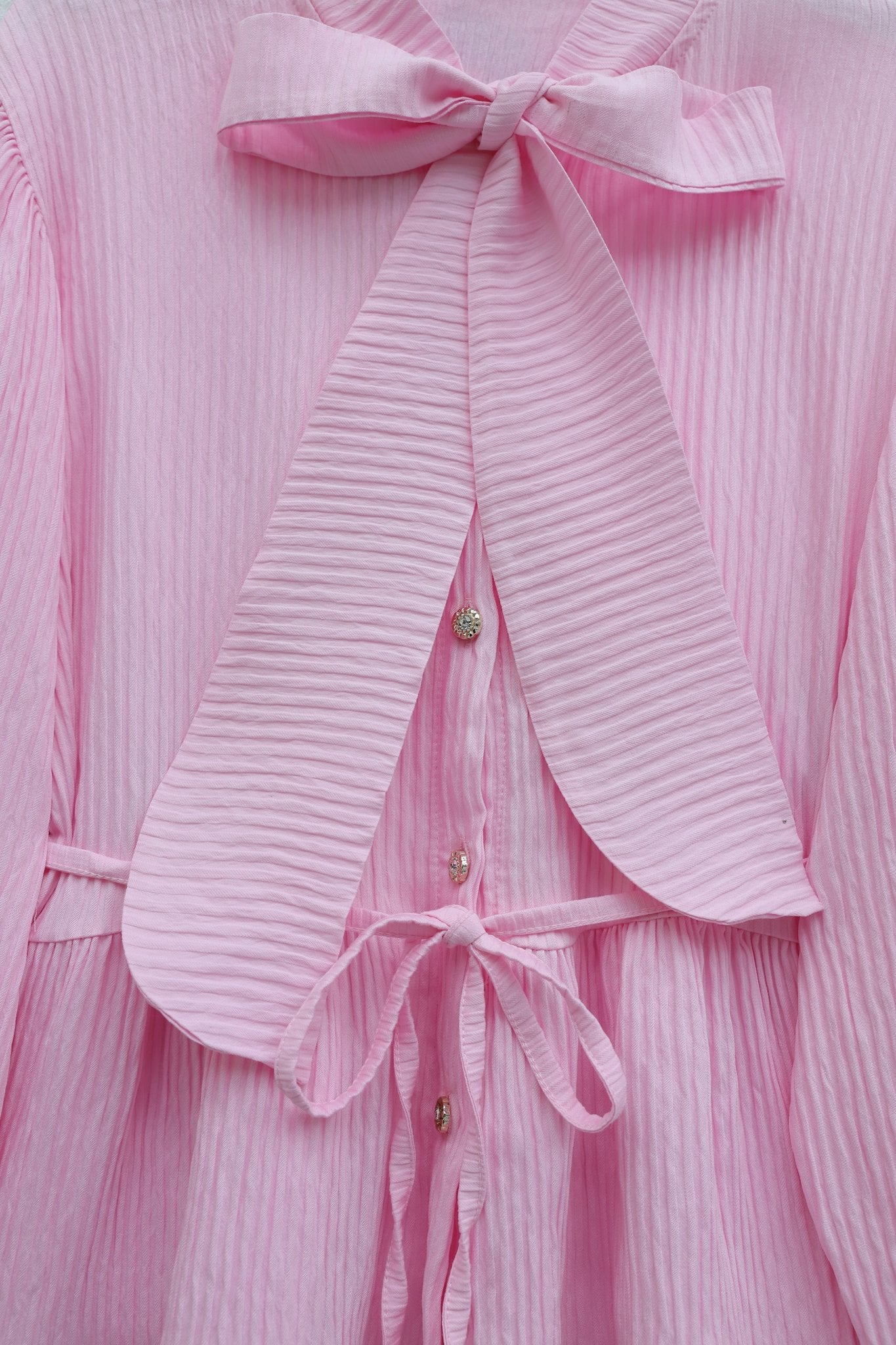 Pink Pleated Crepe Two-Piece Set with Bow and Lace Trim - Podyumplus - by Peralane - photo 4