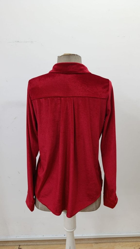 Women's Red Velvet Long Sleeve Collared Button-Front Shirt with Chest Pockets - Janes - by Peralane - photo 5
