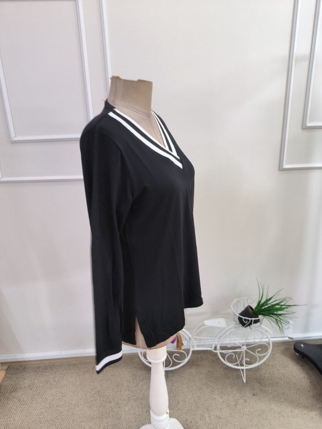 Women's Long-Sleeved V-Neck Viscose Blouse with White Stripes - Janes - by Peralane - photo 5
