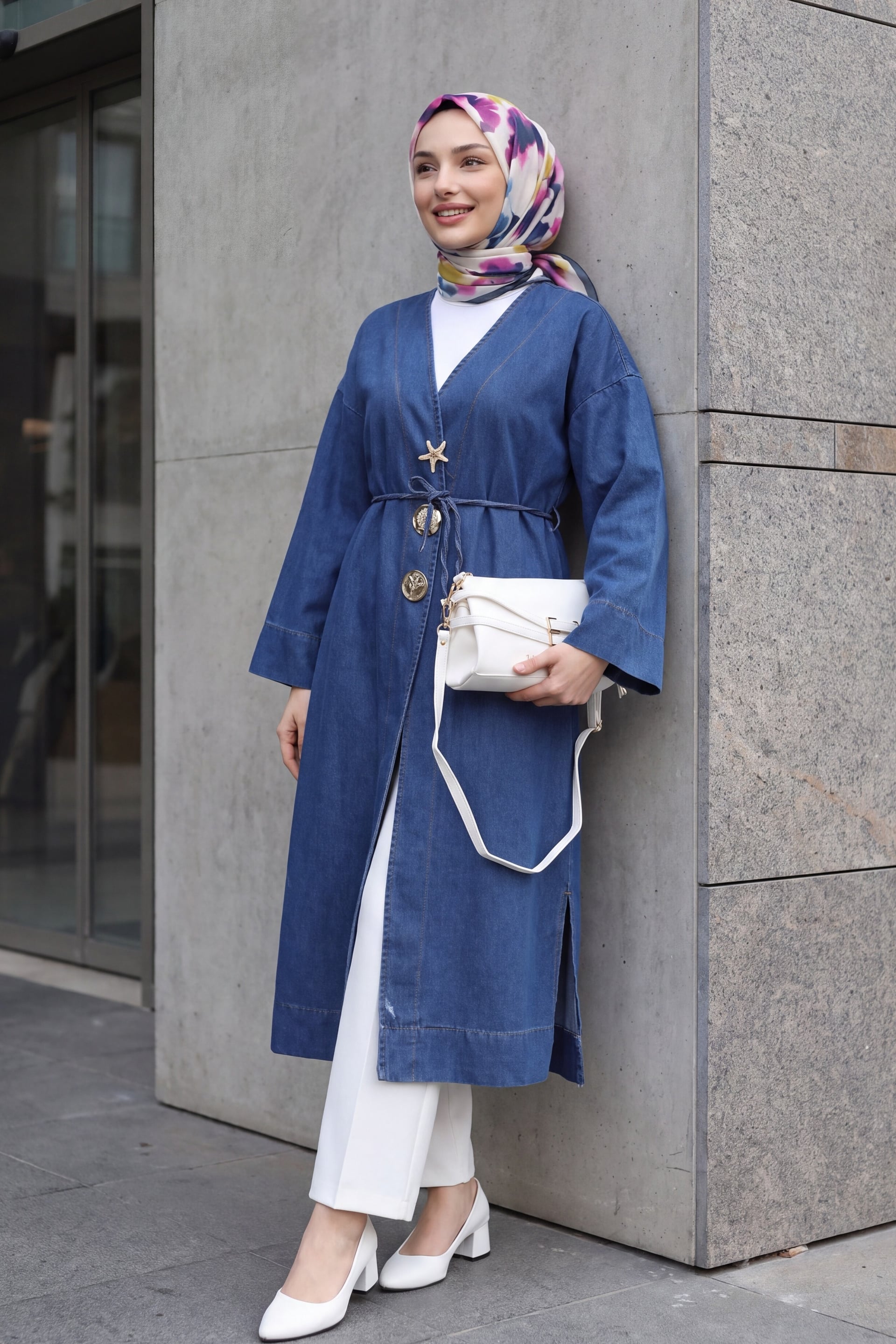 Long Denim Kimono with Tie Waist and Brooch - Indigo - Podyumplus - by Peralane