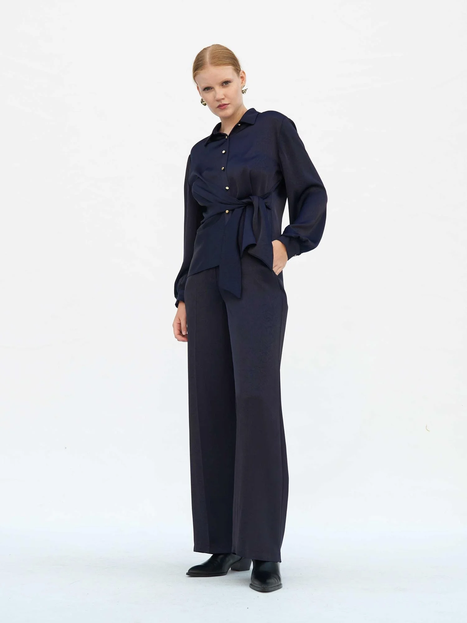 Navy Satin Wide-Leg Trousers with Belt - Lefon - by Peralane - photo 2
