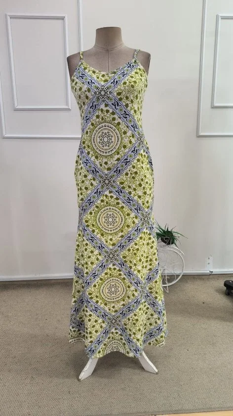 Women's Spaghetti Strap V-Neck Printed Maxi Dress - Janes - by Peralane - photo 6
