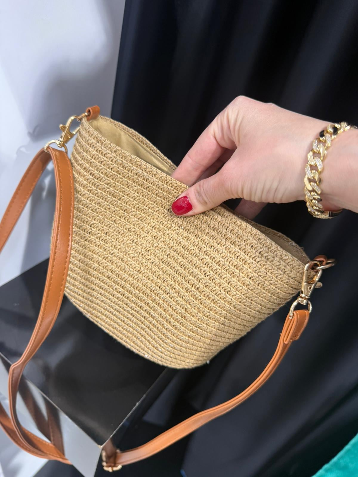 Camel Mini Straw Bucket Bag - Nesvay - by Peralane - photo 3