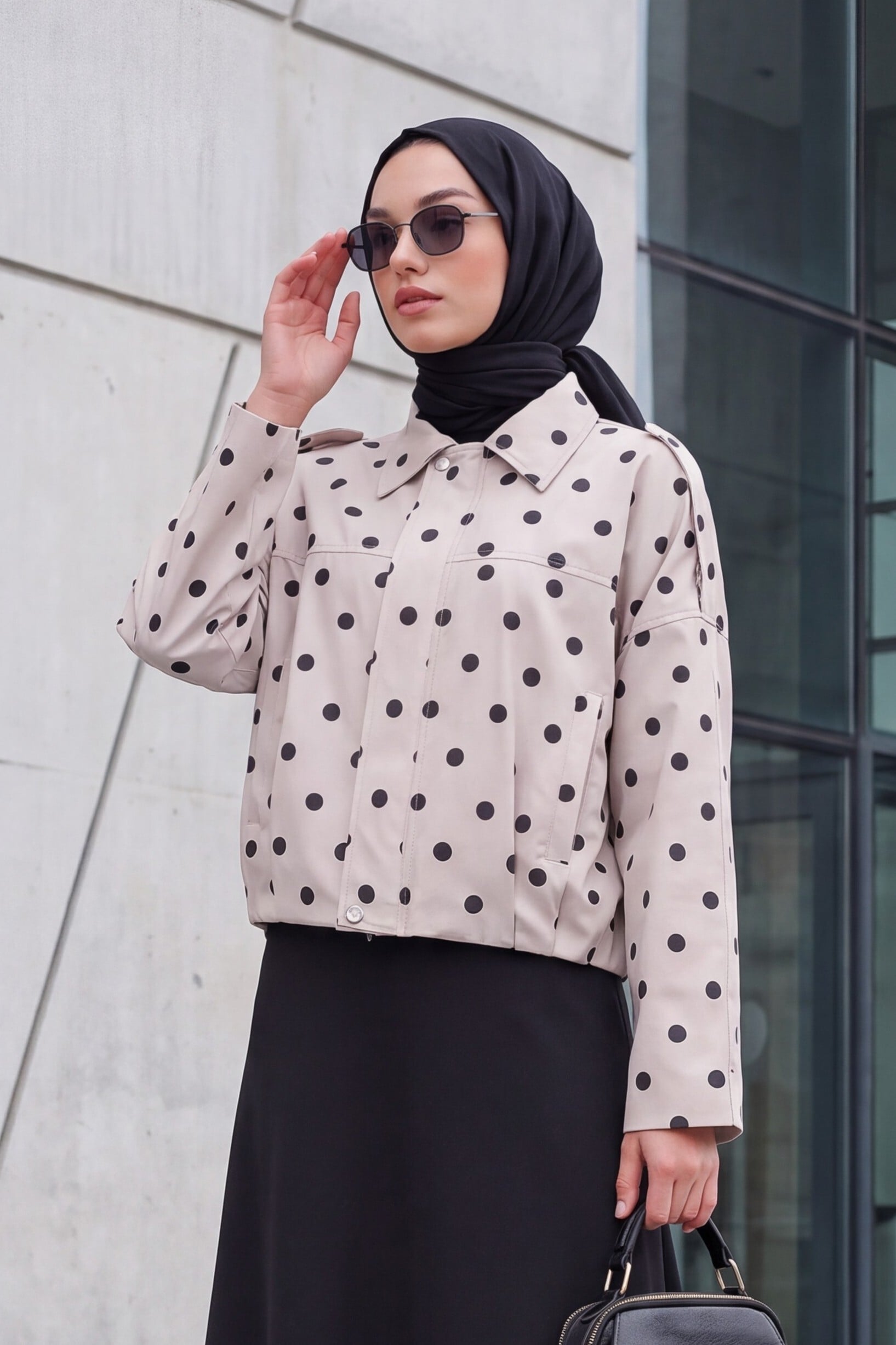 Women's Oversized Light Beige Polka Dot Faux Leather Jacket - Bigdart - by Peralane - photo 2