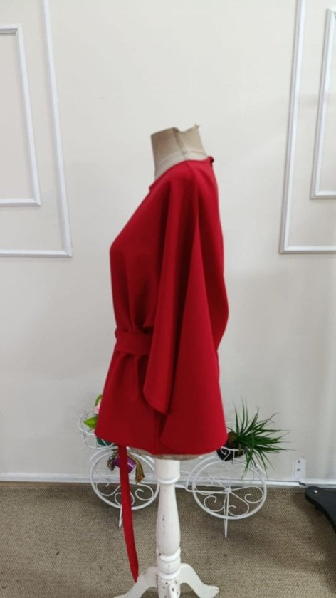Women's Long Sleeve Round Neck Batwing Sleeve Belted Satin Blouse - Janes - by Peralane - photo 7