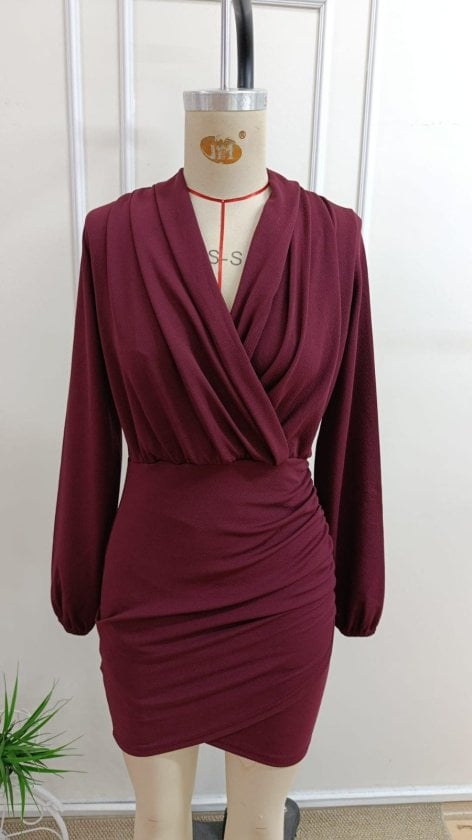 Women's Long Sleeve Wrap V-Neck Asymmetric Tulip Hem Crepe Dress - Janes - by Peralane - photo 4