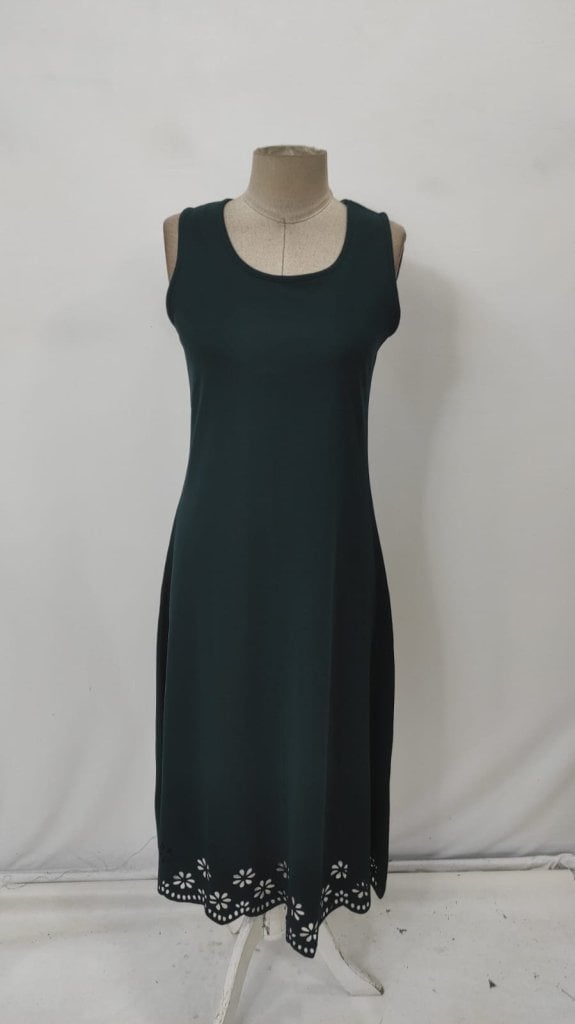 Women's Sleeveless Laser-Cut Floral Midi Crepe Dress - Janes - by Peralane - photo 5