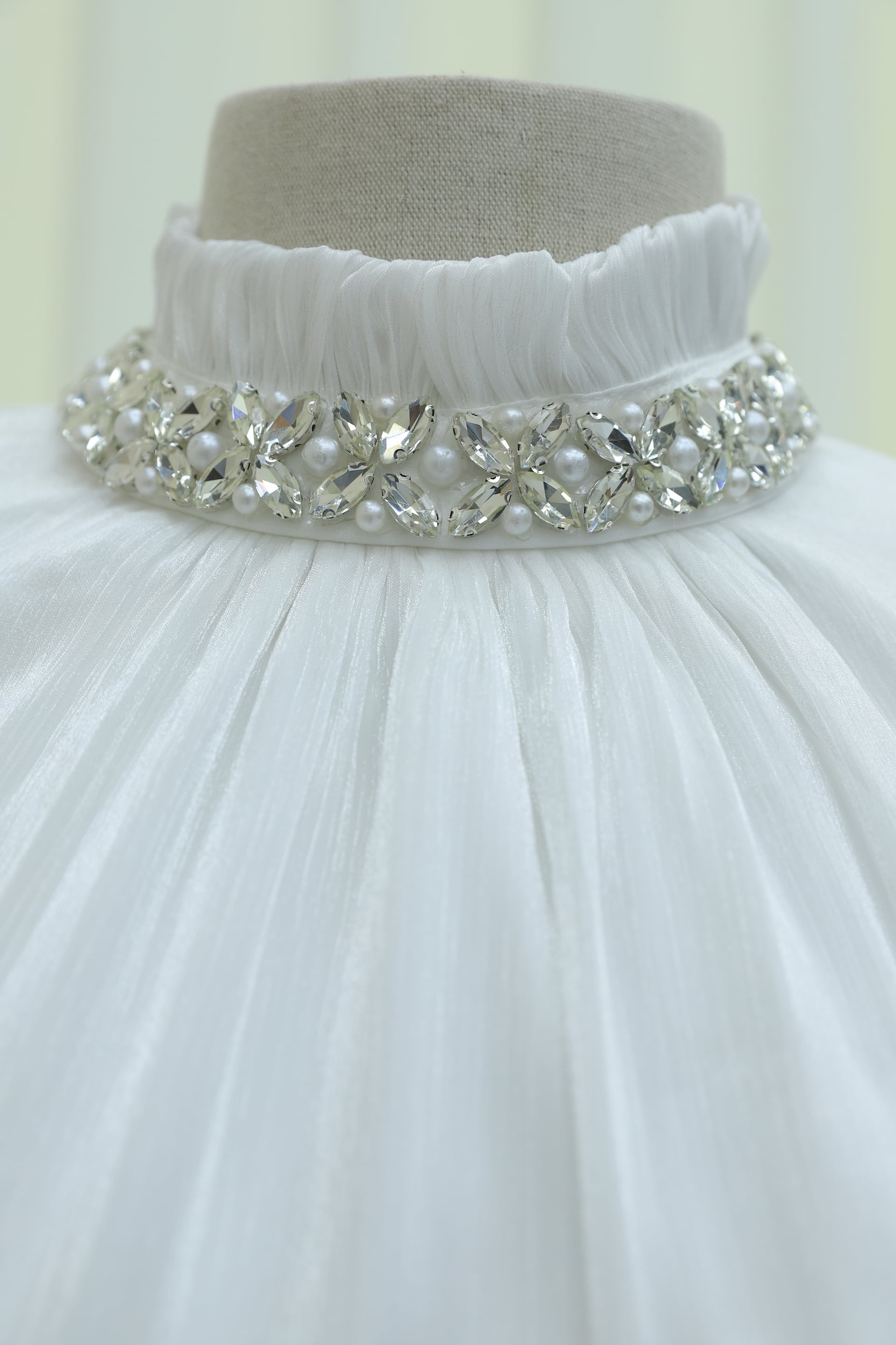 Women's Rhinestone Embellished Belted Balloon Sleeve Evening Dress in White - Podyumplus - by Peralane - photo 7