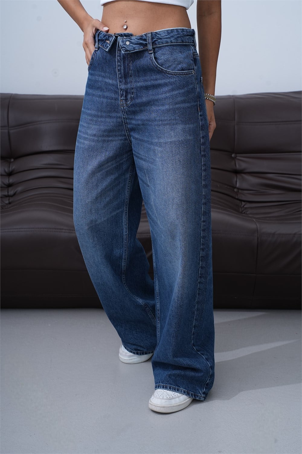 High Waist Wide Leg Denim Trousers with Crossover Button Closure and Belt Loops - Dark Blue - Lacarino Jeans - by Peralane