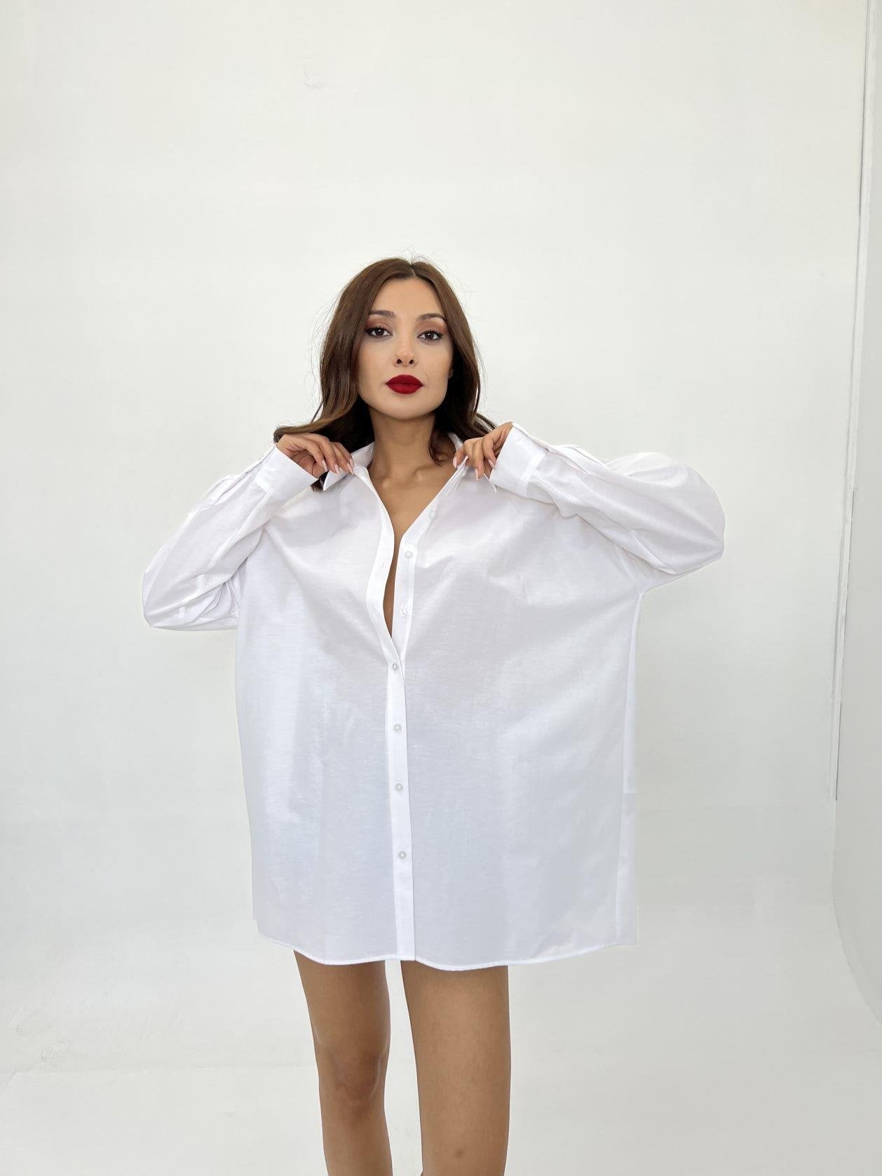 White Oversized Button-Up Shirt for Women - Fame - by Peralane - photo 3