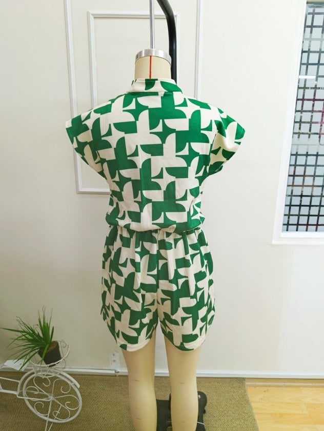 Women's Short-Sleeve V-Neck Collared Buttoned Patterned Short Modal Jumpsuit - Janes - by Peralane - photo 5