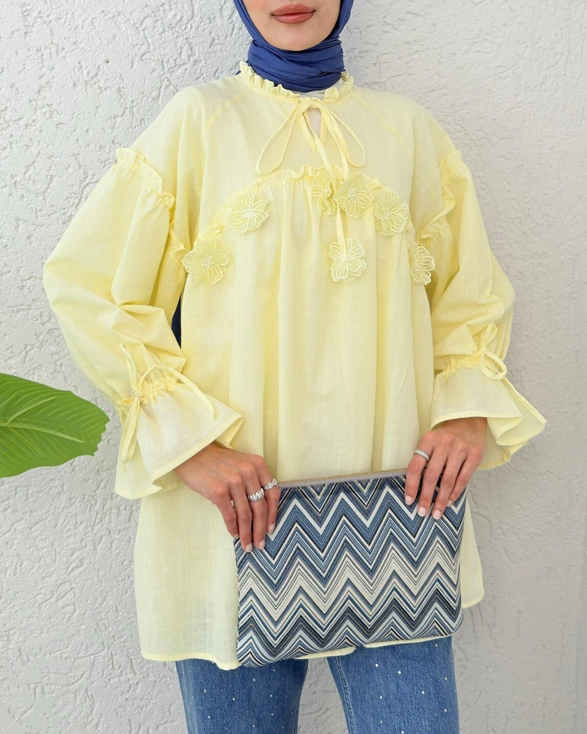 Women's Tie-Front Floral Tunic with Long Sleeves - Pale Yellow - Podyumplus - by Peralane - photo 3