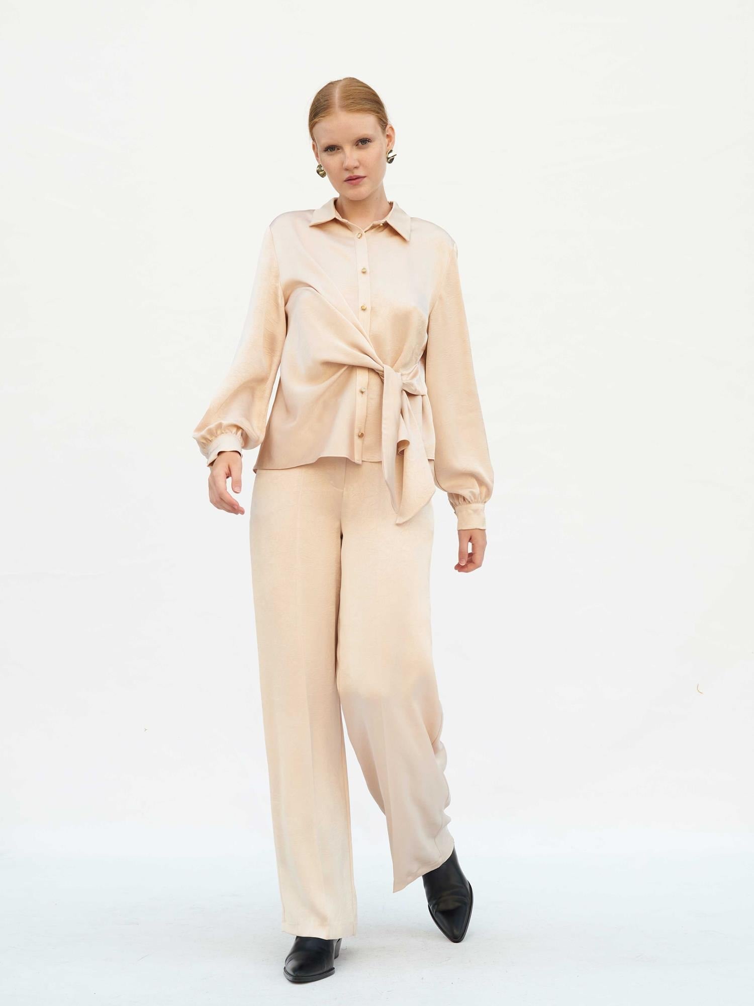 Crinkle Satin Belted Straight-Leg Trousers with Blouse Set - Lefon - by Peralane