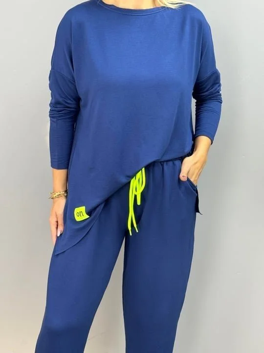 Women's Long Sleeve Patch Detail Two-Piece Lounge Set - Janes - by Peralane - photo 6