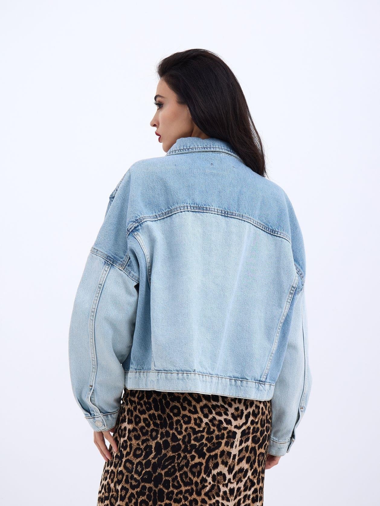 Women's Light Blue Denim Jacket with Collar and Chest Pockets - Fame - by Peralane - photo 5