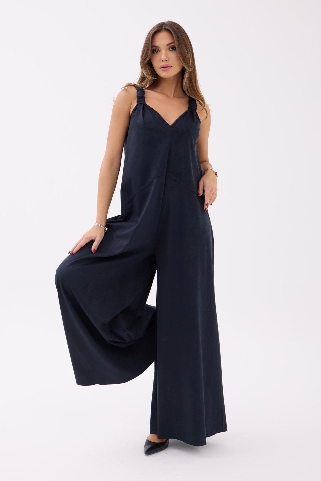 Navy Blue Maxi Dress with V-Neckline and Adjustable Straps - Fame - by Peralane - photo 4