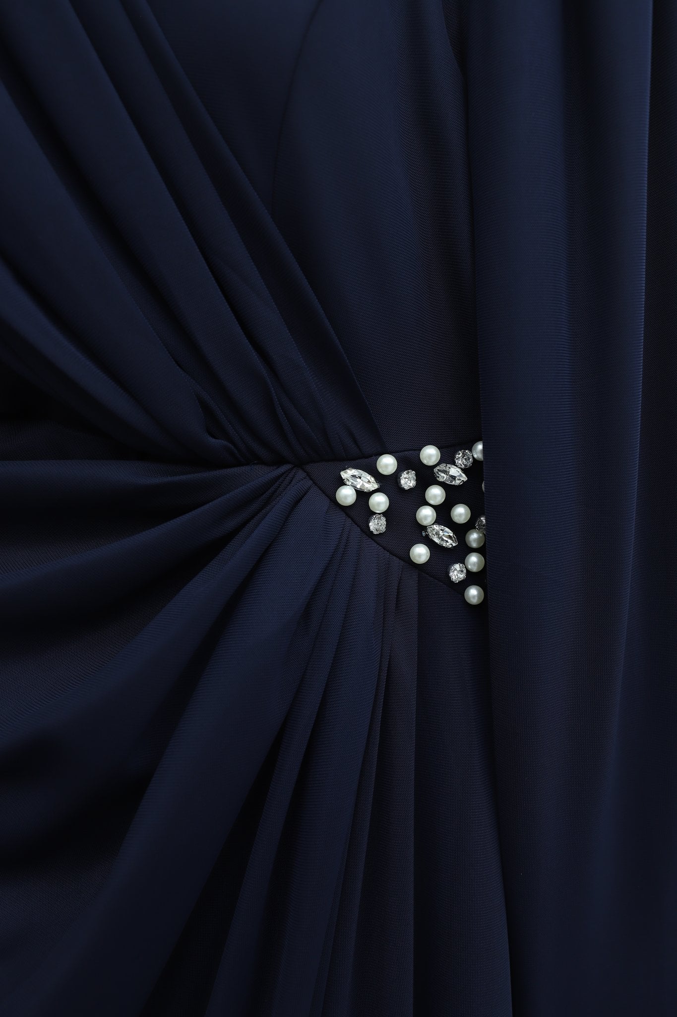Pearl Detail Tulle Cape High Collar Evening Dress - Navy - Podyumplus - by Peralane - photo 5