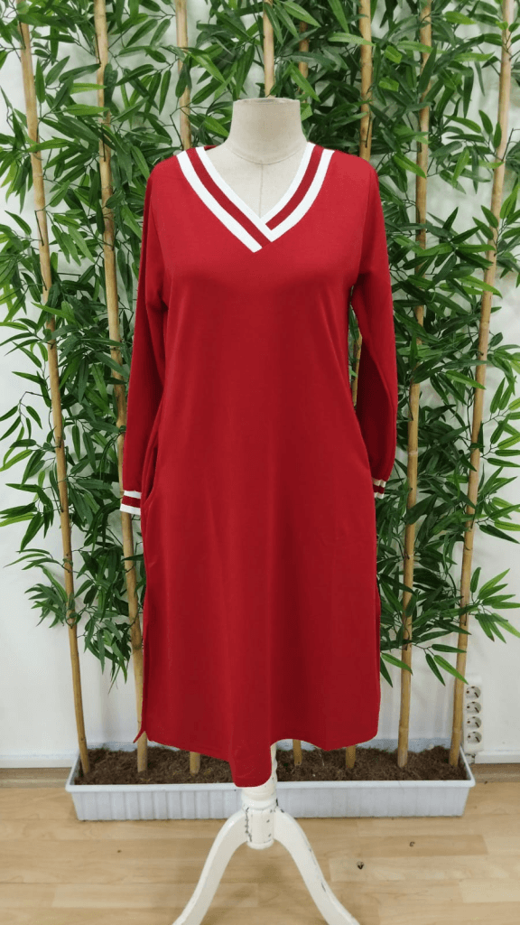 Women's Red V-Neck Long-Sleeve Midi Dress with Side Slits - Janes - by Peralane - photo 4