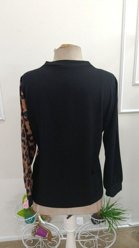 Women's Long Sleeve V-Neck Wrap Blouse with Leopard Print Detail - Janes - by Peralane - photo 6
