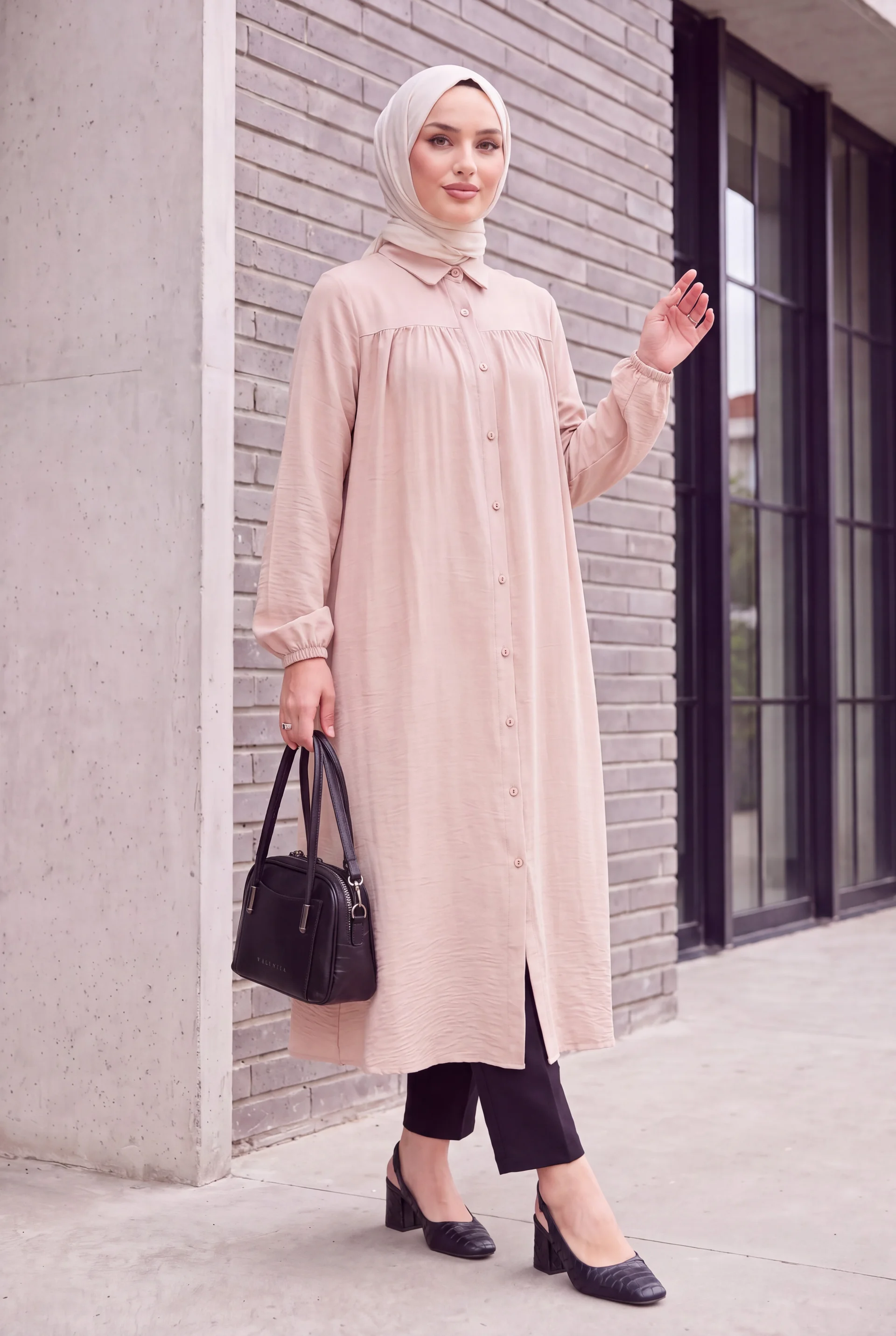 Beige Collared Long-Sleeve Button-Front Tunic - Podyumplus - by Peralane - photo 2