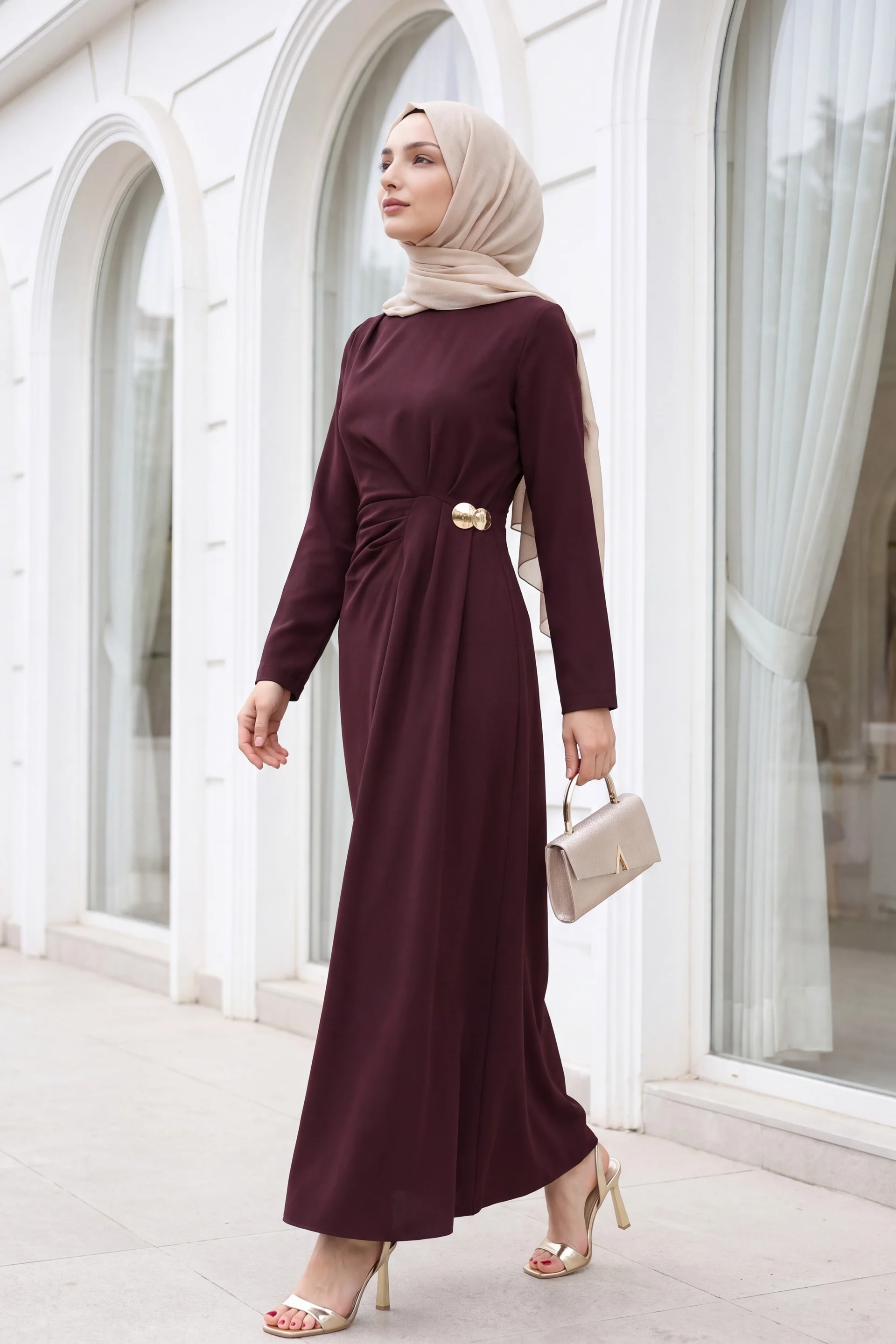 Maroon Double Crepe Dress with Pleated Shoulder and Brooch Detail - Podyumplus - by Peralane - photo 2