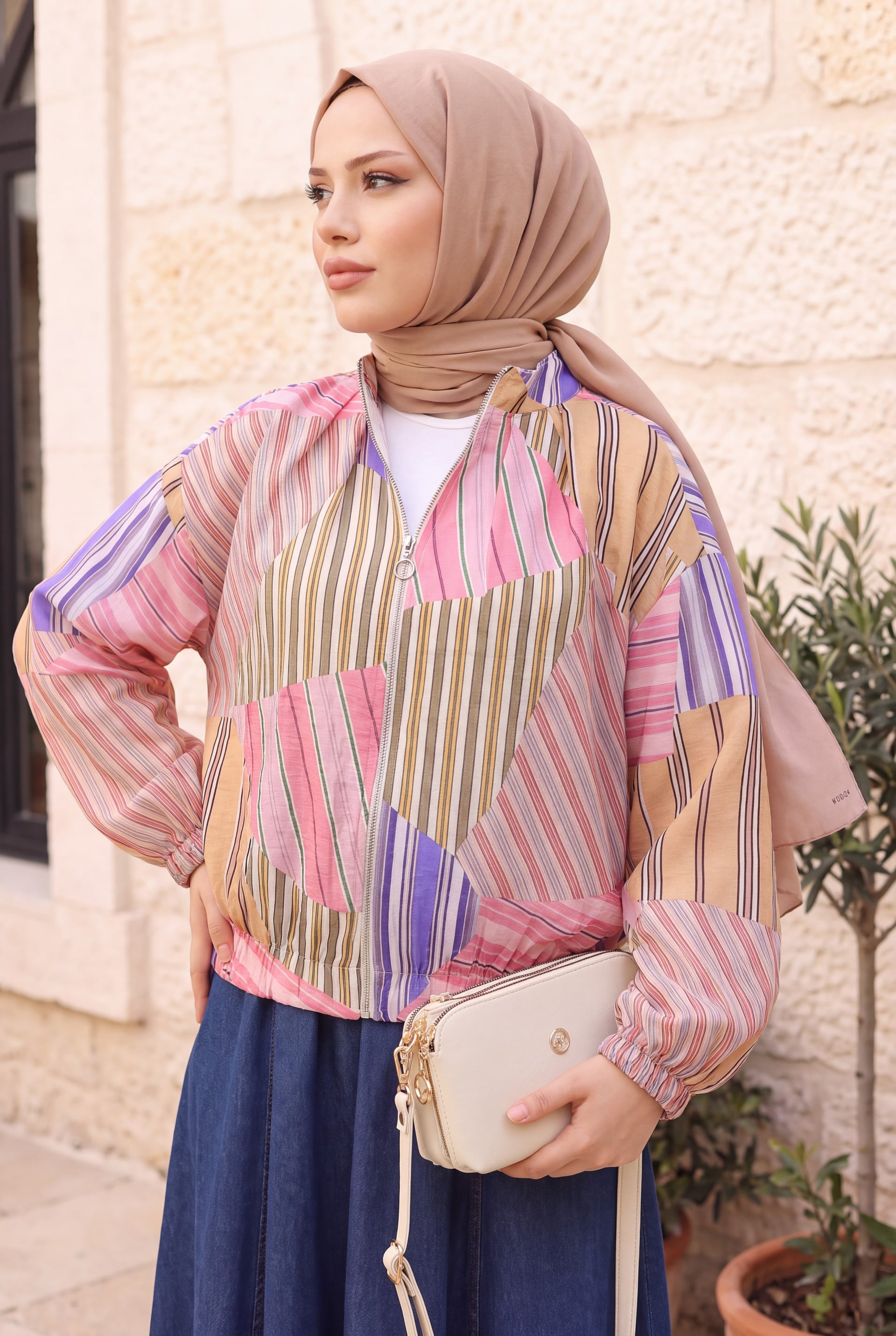 Elasticated Cuff and Waist Zip-Up Patterned Summer Jacket - Pink - Podyumplus - by Peralane
