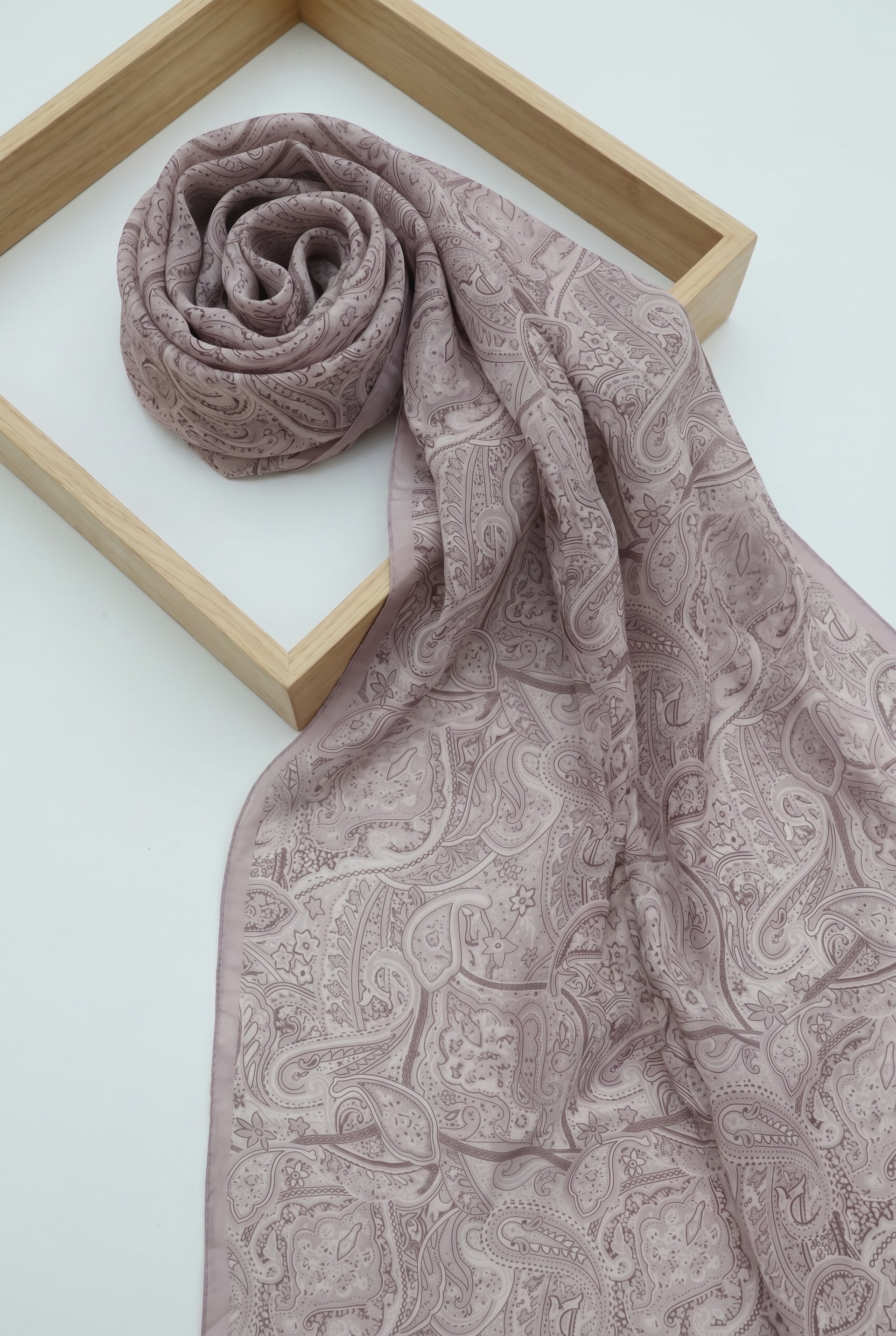 Traditional Floral Print Cotton Scarf - Light Lilac - Podyumplus - by Peralane