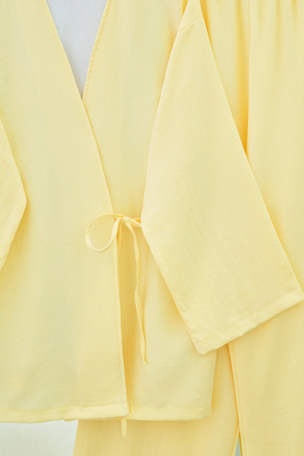 Front-Tie Kimono Set with Wide-Leg Trousers - Light Yellow - Podyumplus - by Peralane - photo 8