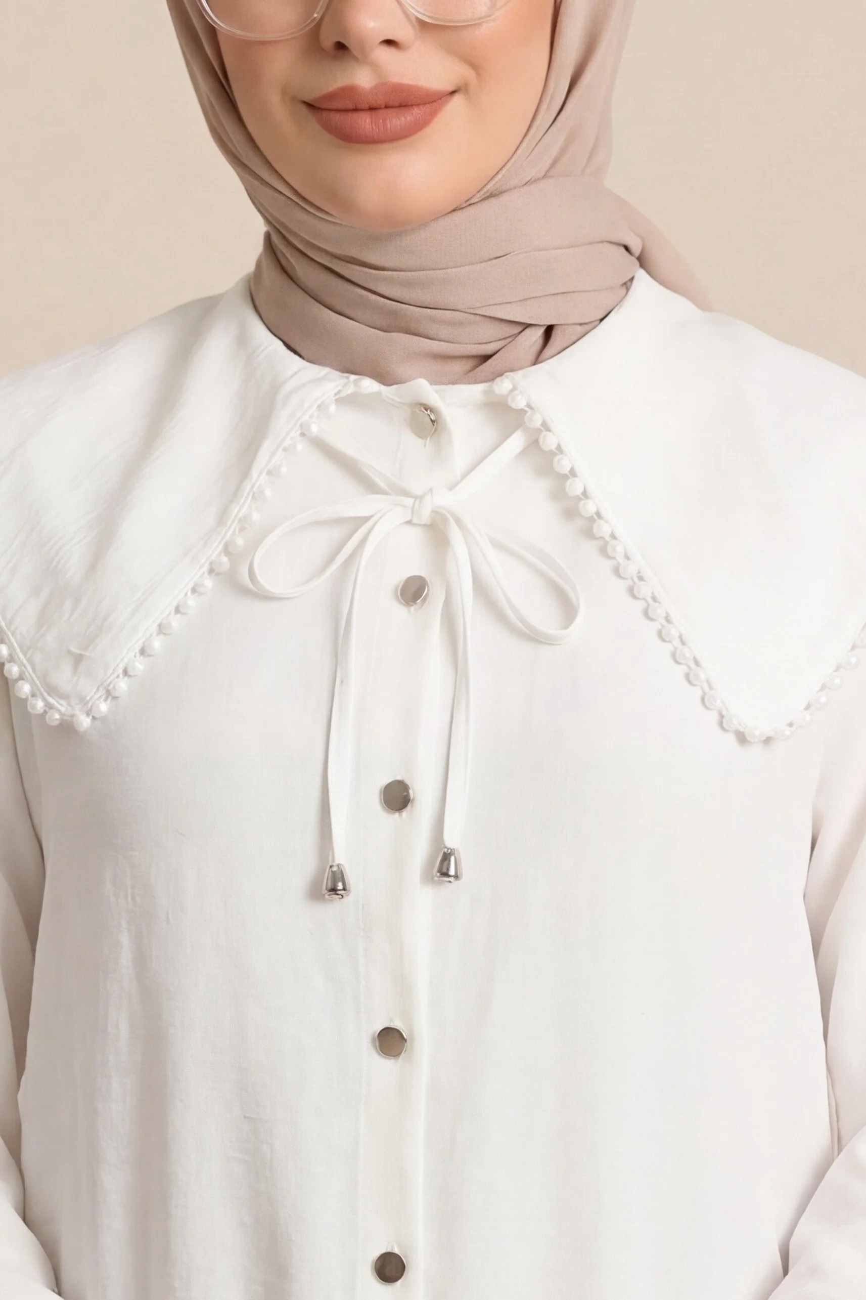 White Blouse with Peter Pan Collar and Lace Trim - Podyumplus - by Peralane - photo 5