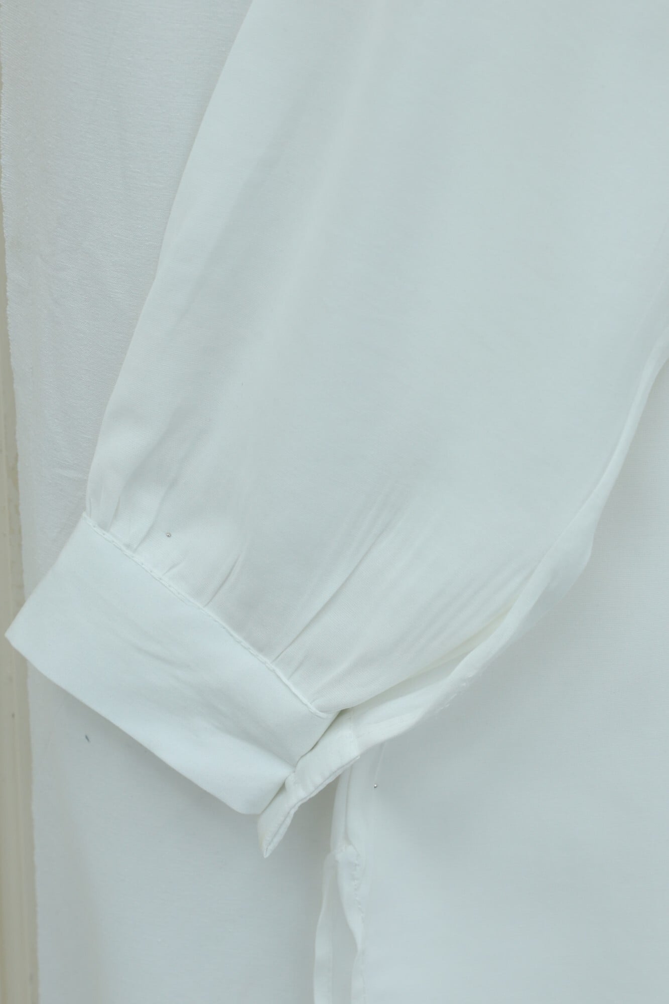 White Stone Detail Slit Button Cupra Shirt for Women - Podyumplus - by Peralane - photo 5