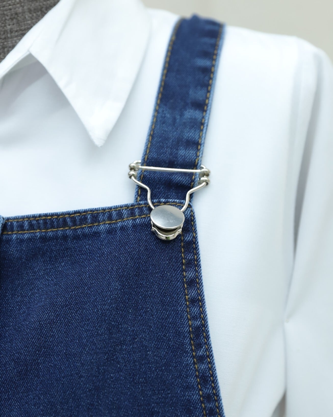 Button-Front Denim Pinafore Dress with Ruffled Hem - Dark Blue - Podyumplus - by Peralane - photo 8